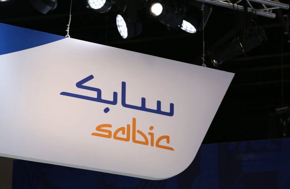 سهم سابك يرتفع إلى 50.15 ريال بعد هبوط طويل.. هل يستطيع العودة إلى قمته؟