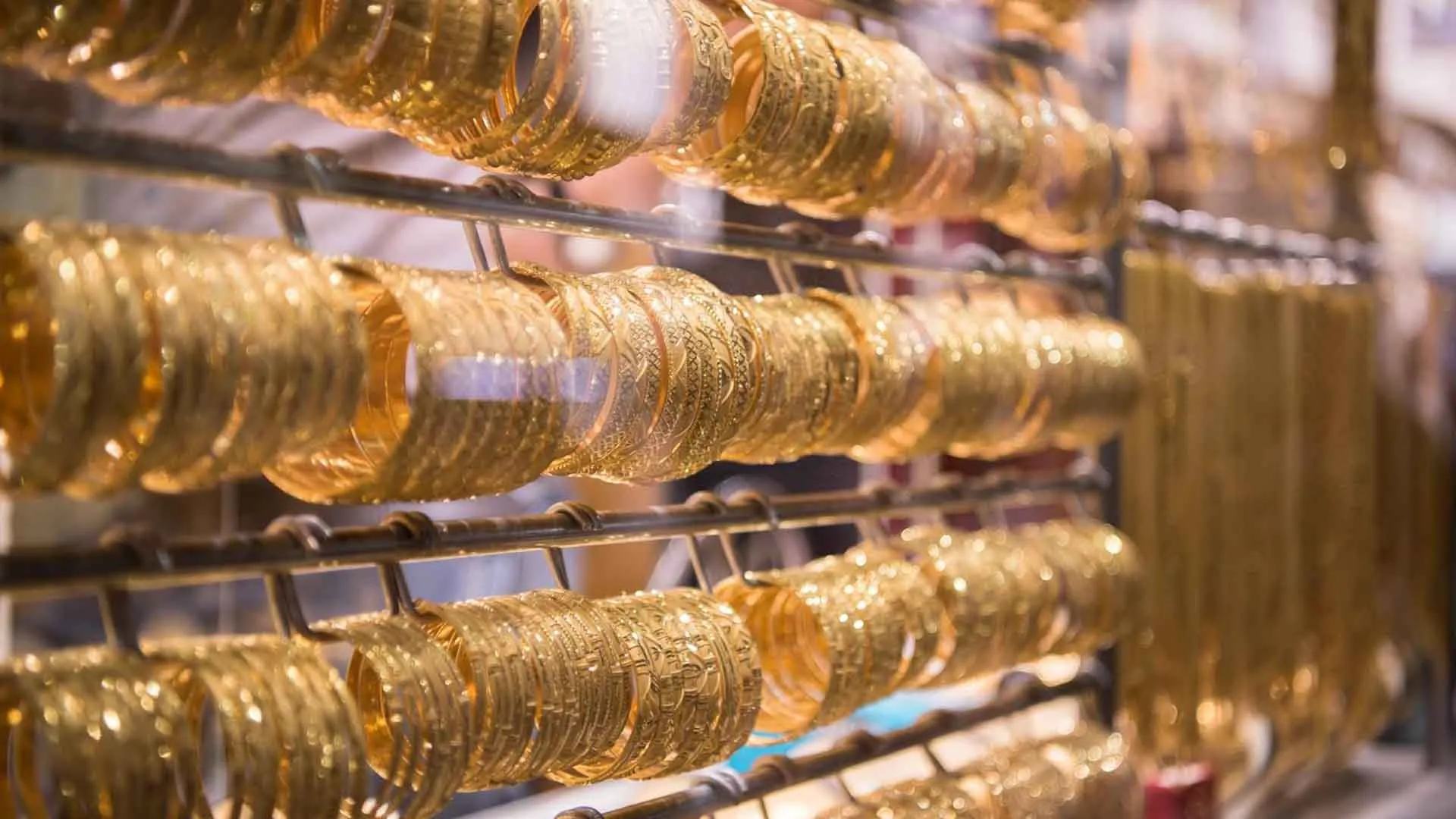 تحليل اسعار اونصة الذهب العالمية بالدولار في 26 مايو 2026: زوج XAU/USD يتذبذب حول 4,600 دولار