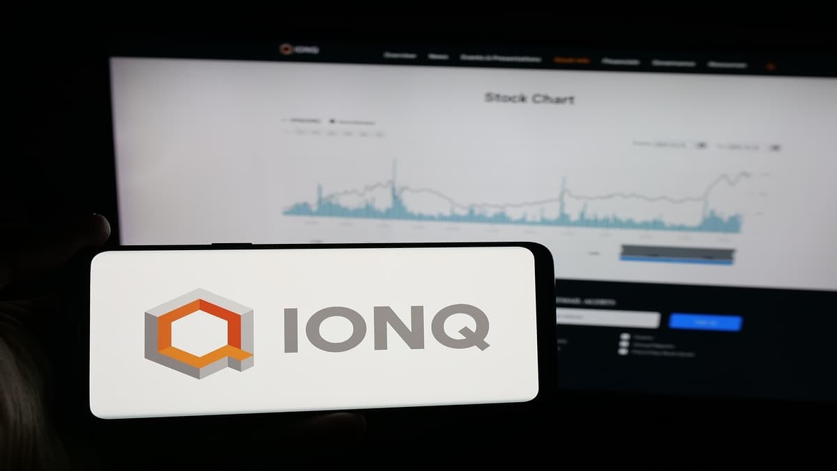 Quantum stocks analysis: IONQ stock dips 3%, will IONQ surge again?