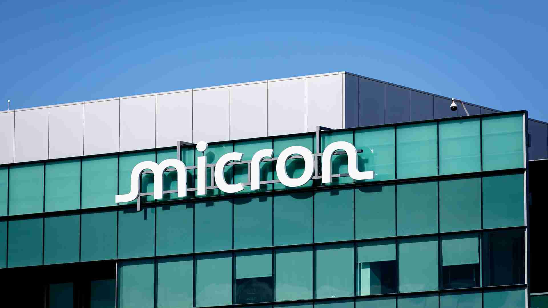 Kospi's $474 Billion Rout Exposes AI Concentration Risks Ahead of Micron Report