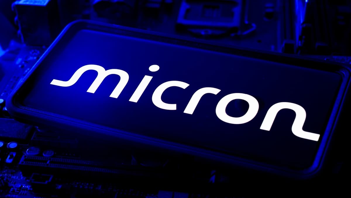 Top 3 AI stocks to buy: Alphabet (GOOG) Stock, MU Stock, COMM Stock