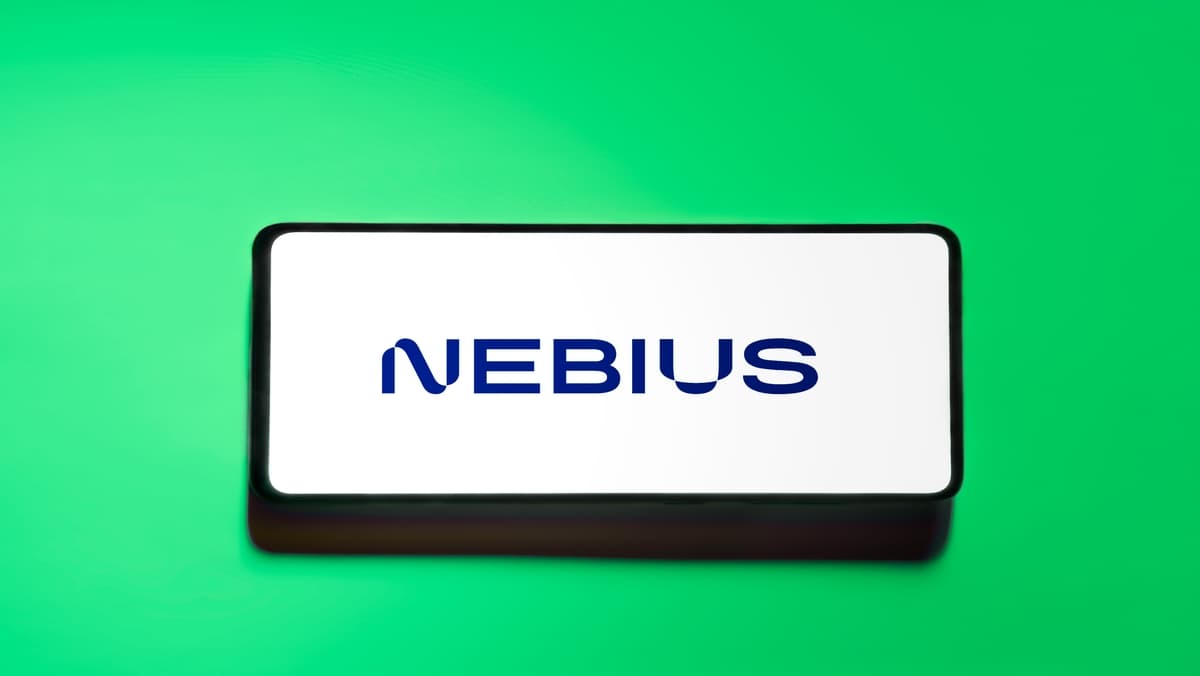 Top AI stocks analysis: Is CoreWeave better than Nebius (NBIS) stock?