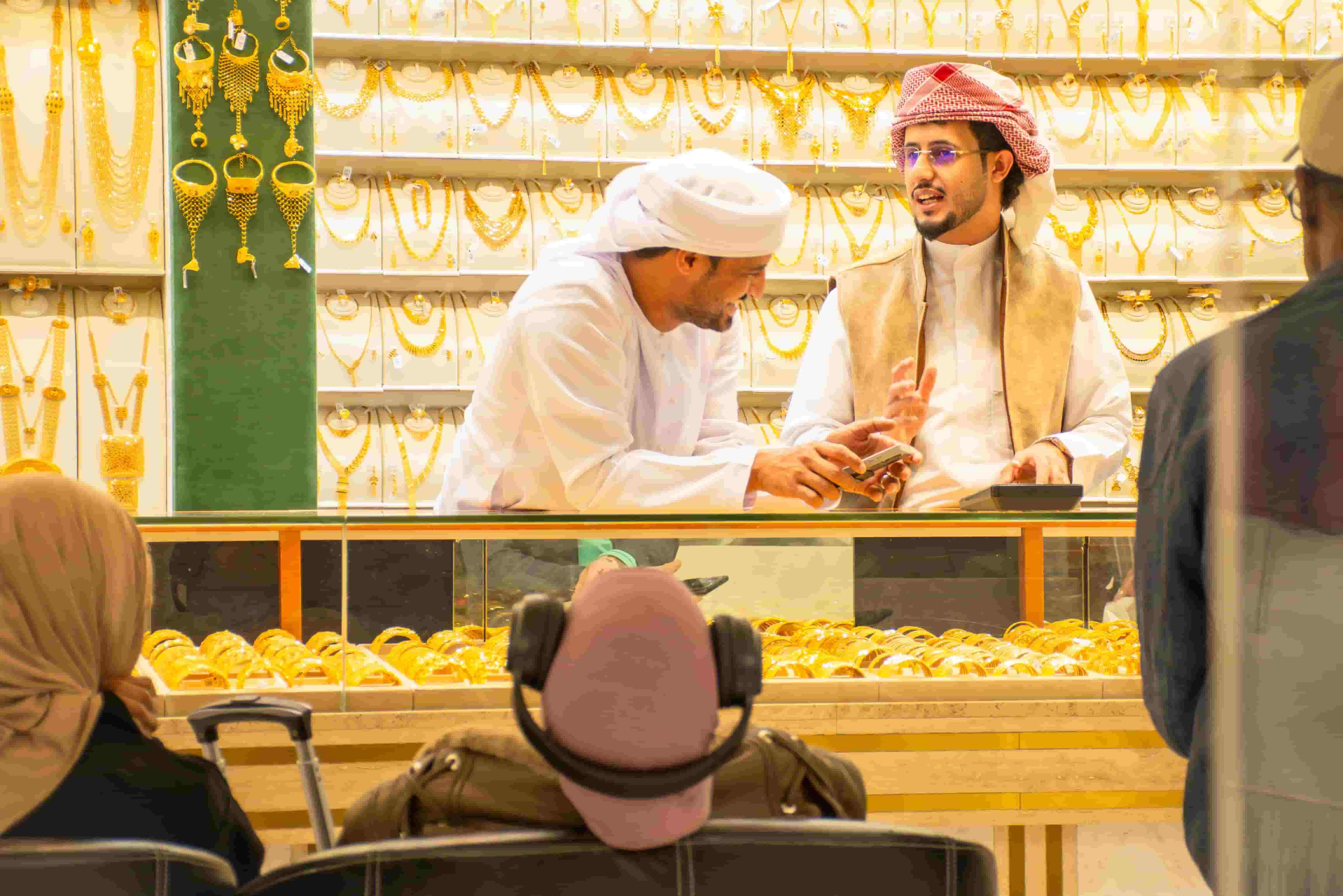 Gold Prices in Dubai Remain Near July Lows Despite Modest Rebound, Offering UAE Buyers Better Value