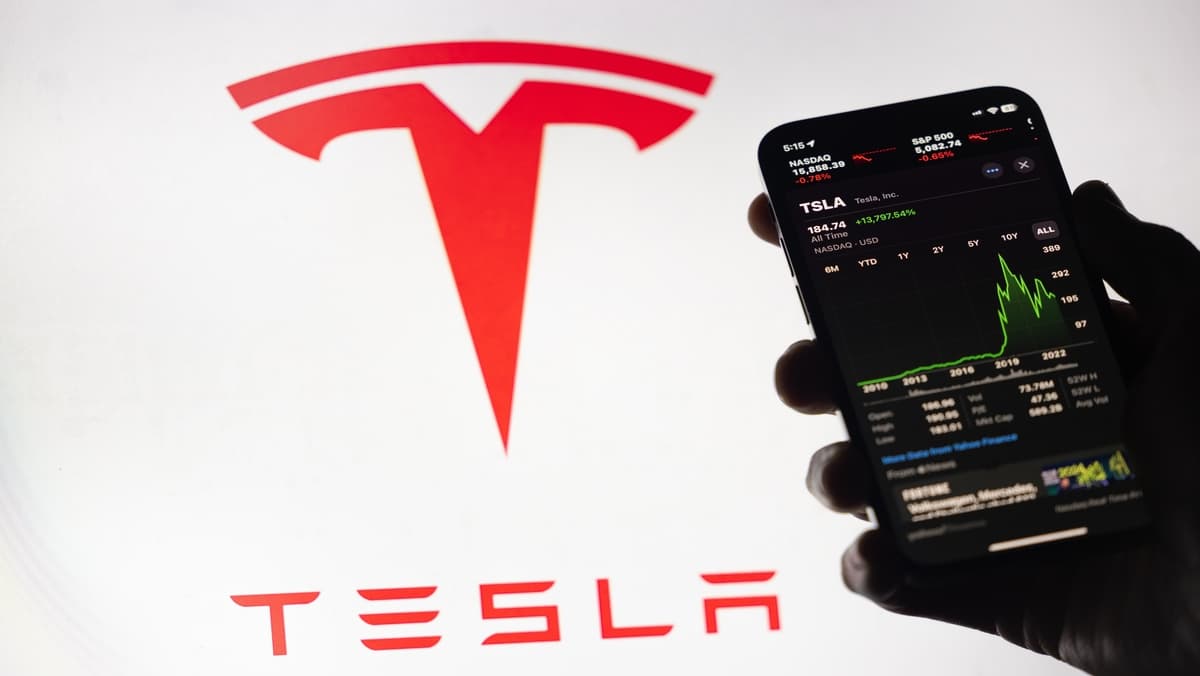 Tesla Stock (NASDAQ:TSLA) jumps 4.3%: Why are Tesla shares trading up?