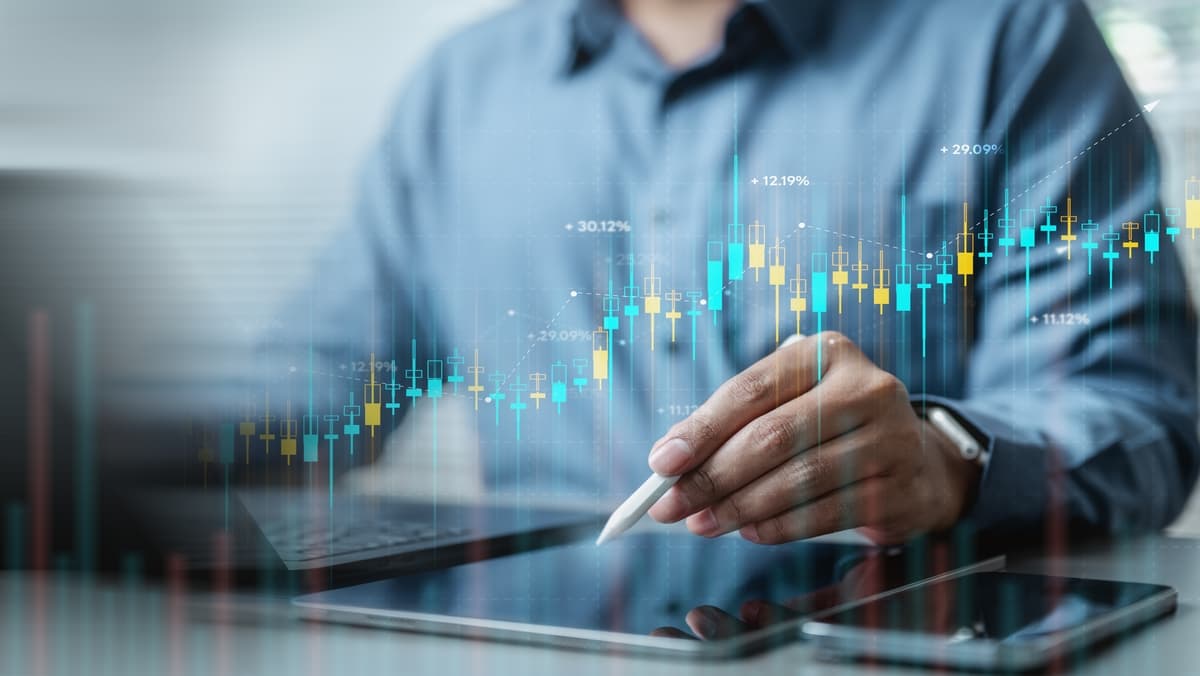 What does margin mean in trading: What is an example of margin trading?