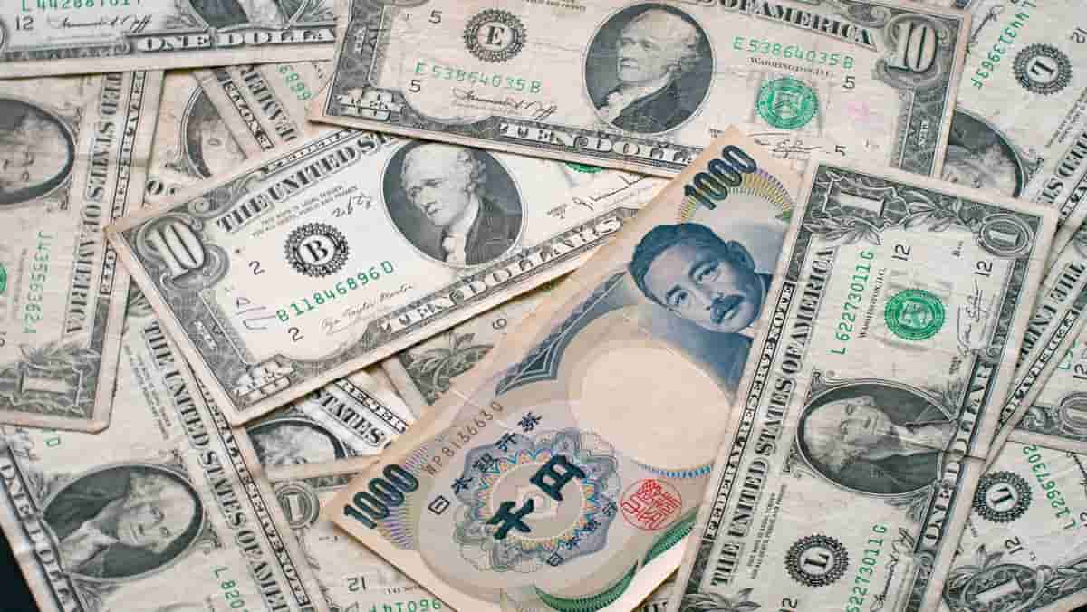 CFD Trading in Forex Market: USD/JPY, EUR/USD, AUD/USD